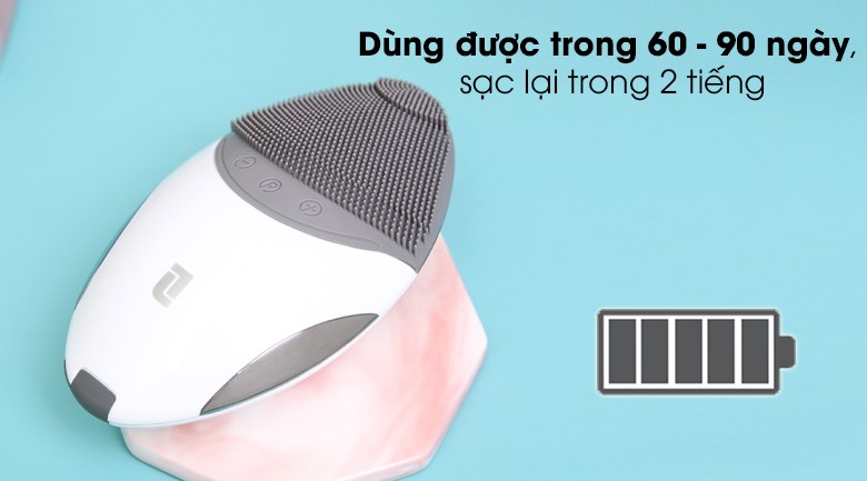 Máy rửa mặt và nâng cơ mặt Lifetrons CMD-100 hoạt động bằng pin Lithium Polymer 400 mAh giúp người dùng tiết kiệm thời gian, chi phí