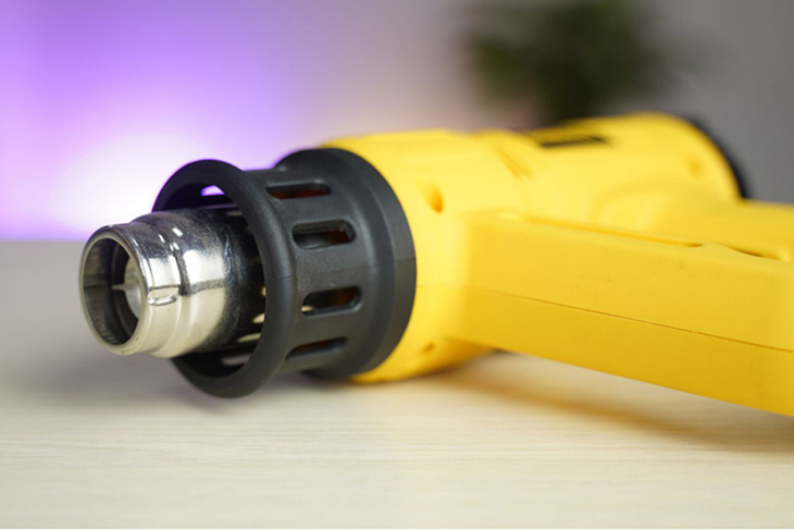 Máy phun hơi nóng Dewalt D26414-B1 2000W