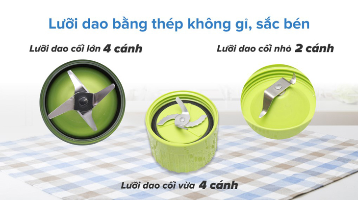 Máy xay sinh tố HappyCook HCB-150B sở hữu lưỡi dao bằng thép không gỉ, sắc bén
