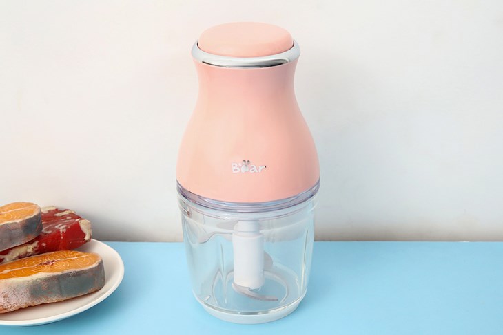 Máy xay thịt đa năng Bear QSJ-B02U2 được bán với giá 699.000 đồng (cập nhật 04/05/2023 và có thể thay đổi theo thời gian)