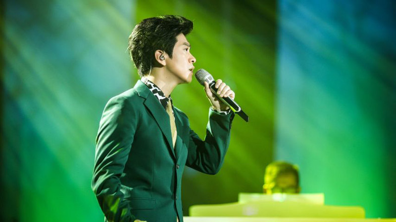 Micro vocal (Dùng cho người hát)
