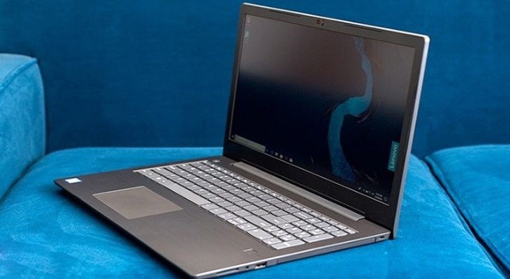 Màn hình nhám hỗ trợ người dùng xem được thông tin dù ở dưới ánh nắng gắt