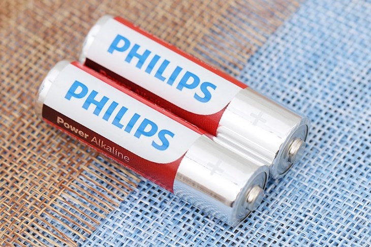 Pin AA 2 viên Alkaline Philips LR6P2B có độ an toàn cao, ít xảy ra cháy nổ.