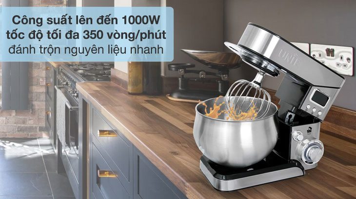 Máy nhồi bột đánh trứng Unie EM2 được trang bị công suất lên tới 1000W, dung tích 5 lít có thể đánh được 3 - 15 quả trứng, 250 - 600g bột khô cho 1 lần hoạt động.