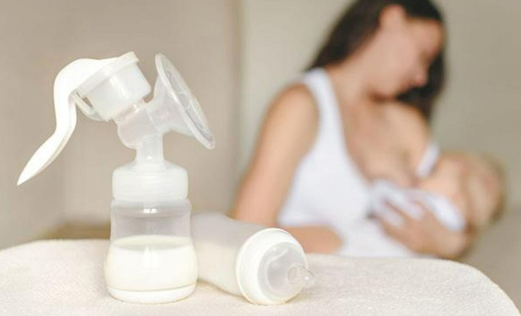Máy hút sữa bằng tay có cấu tạo đơn giản, dễ sử dụng