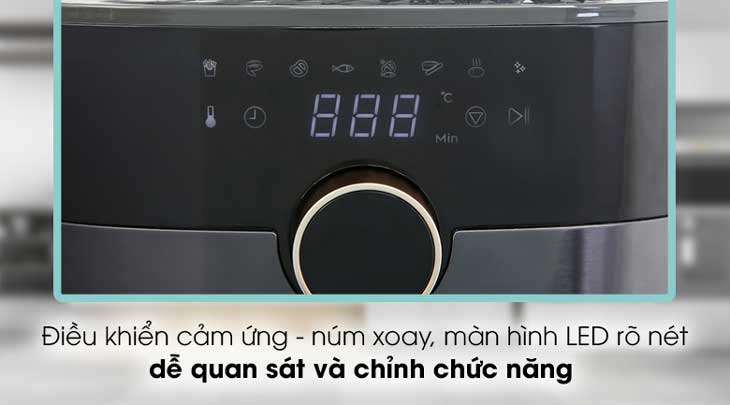 Nồi chiên không dầu Electrolux E6AF1-520K 5 lít sử dụng bảng điều khiển cảm ứng với 8 thực đơn nấu đi kèm tiện dụng