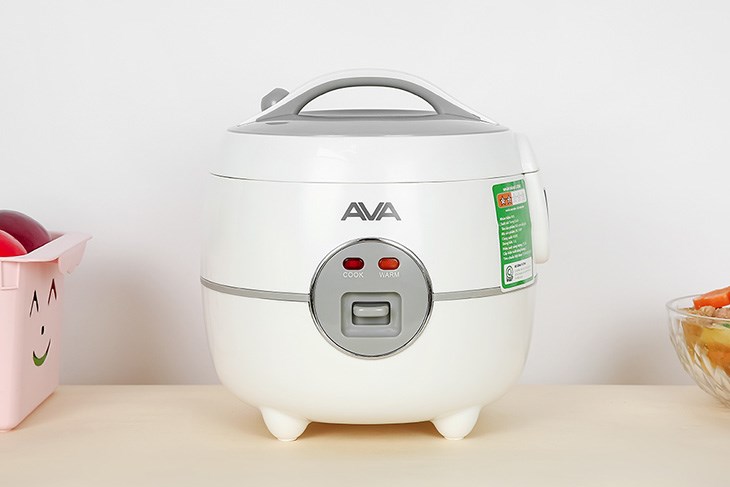Việc dùng nồi cơm nắp gài AVA 1 lít JRC-100P sai cách sẽ làm thiết bị dễ bị trào nước