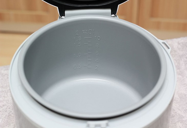 Bạn nên thay mới lòng nồi để giúp cải thiện chất lượng cơm và giải quyết tình trạng nồi cơm không bật nấc