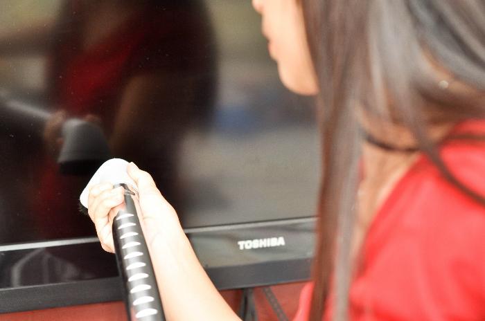 Không hút bụi quá mạnh hoặc quá lâu ở 1 vị trí