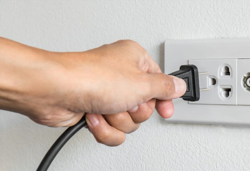 Rút điện ngay sau khi sử dụng