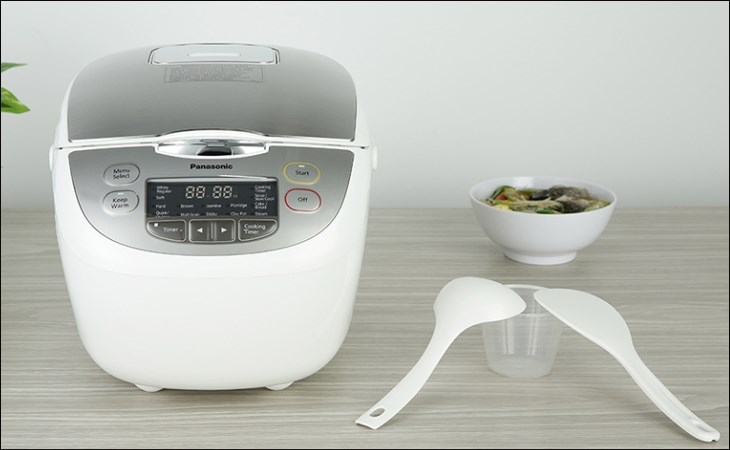 Nồi cơm điện tử 1.8 lít Panasonic SR-CX188SRAM nấu cơm chín nhanh nhờ hoạt động với công suất 765W