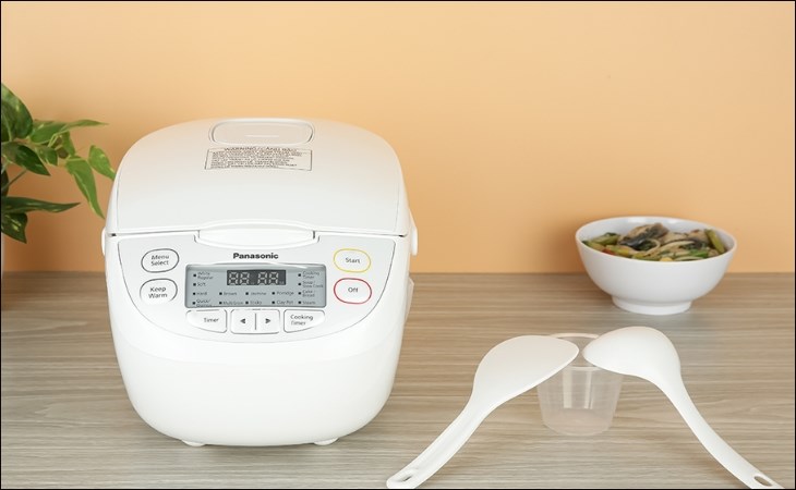 Nồi cơm điện tử Panasonic 1 lít SR-CL108WRAM hiện đang được bán tại Điện máy XANH với giá 2.120.000 đồng (giá được cập nhật vào tháng 09/2023, có thể thay đổi theo thời gian)