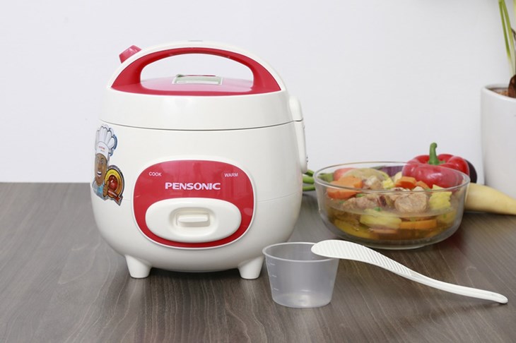 Nồi cơm điện Pensonic được thiết kế chân đế chống trượt, giúp hạn chế rung lắc khi hoạt động