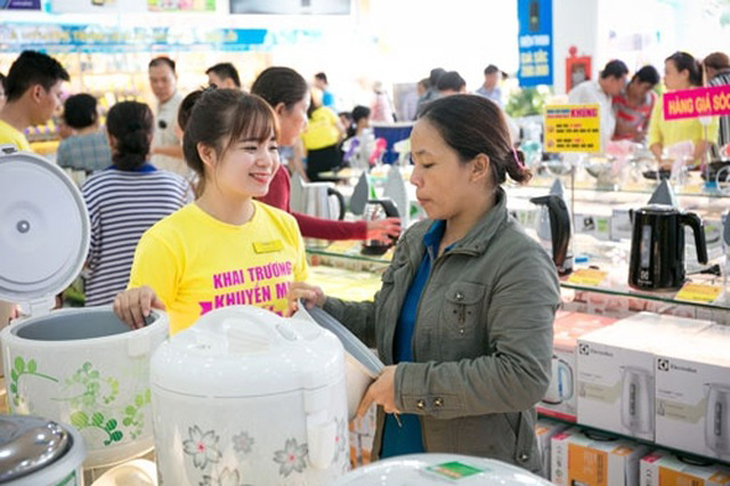 Mua nồi cơm tại các điểm bán hàng lớn, có uy tín