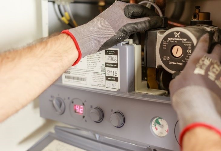 Nếu nồi cơm điện không vào điện hãy kiểm tra xem nguồn điện tại ổ cắm có đủ mạnh không nhé!