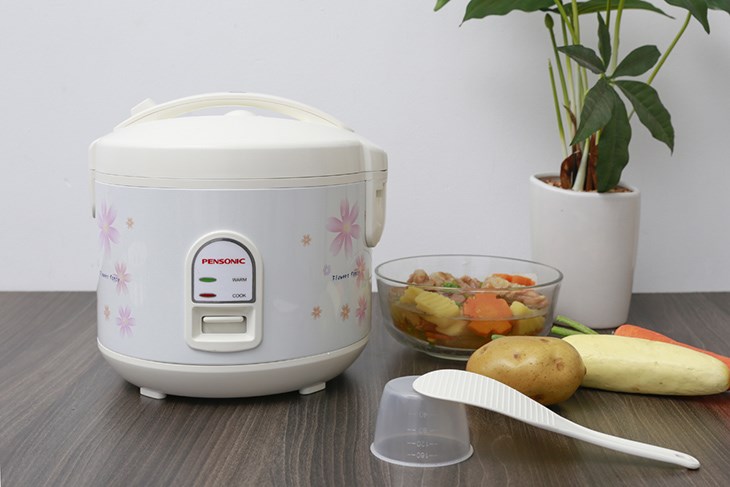 Nồi cơm điện Pensonic 1.5 lít PSR 1501 nổi bật với thiết kế đơn giản, dễ dùng với nút gạt
