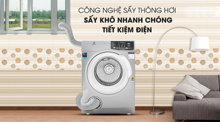 Cần bố trí không gian thông thoáng để lắp đặt ống thoát khí cho máy sấy thông hơi Electrolux 8 Kg EDV805JQSA