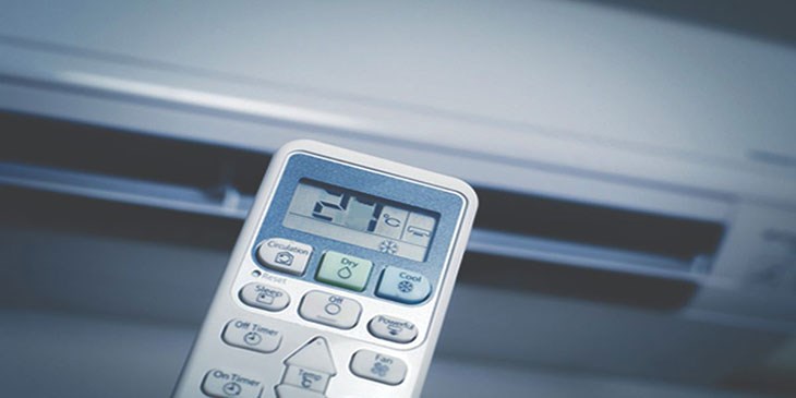 Đặt nhiệt độ ở mức 27 - 28 độ C để tiết kiệm điện năng, tạo cảm giác dễ chịu và an toàn sức khỏe