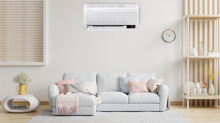 Máy lạnh Samsung Inverter 1 HP AR10CYHAAWKNSV được thiết kế hình chữ nhật vuông vức, lớp vỏ chắc chắn, chịu được tác động của môi trường bên ngoài