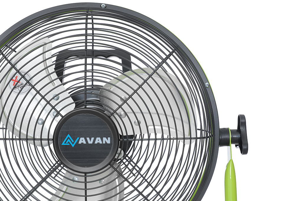 Quạt sạc điện AVAN 3 cánh AVF-C30DC 15W với 12 mức gió có thể linh hoạt đáp ứng được nhiều nhu cầu sử dụng khác nhau