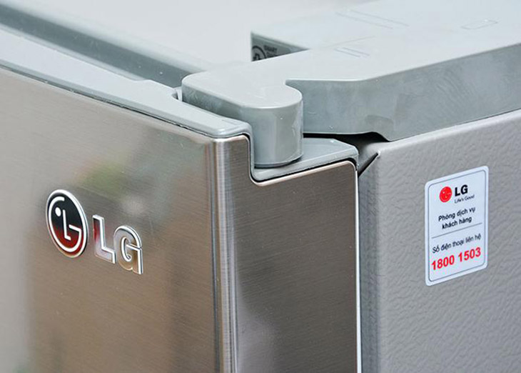 Bản lề cửa tủ lạnh bị gãy
