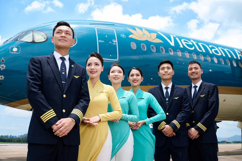 Xách tay 12–18kg tùy hạng vé, ký gửi 23–32kg/kiện, kích thước tối đa 158cm theo quy định