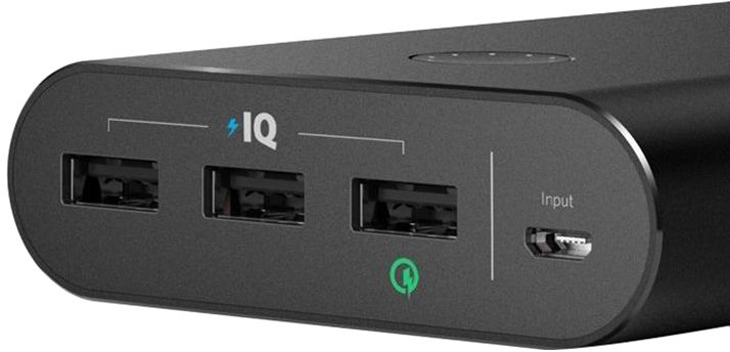 Nhiều công nghệ thông minh được tích hợp trên sạc dự phòng Anker