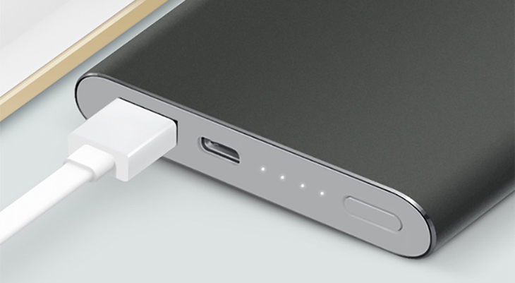 Kiểm tra đầu input của sạc dự phòng