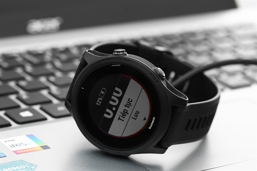 Garmin 945 được tích hợp bản đồ chỉ đường ngay trên mặt đồng hồ