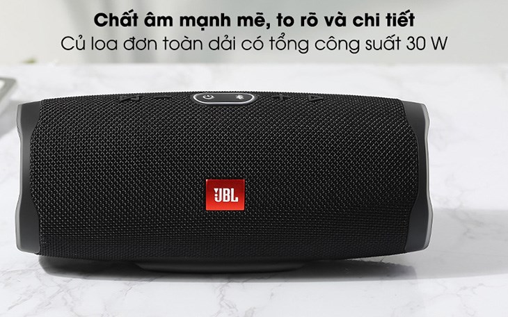Loa Bluetooth JBL Charge 4 trang bị củ loa đơn toàn dải có tổng công suất 30 W cho chất âm mạnh mẽ, rõ ràng và chi tiết