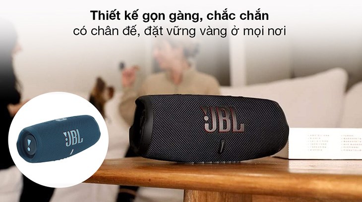 Loa Bluetooth JBL Charge 5 có vẻ ngoài gọn gàng, dễ dàng di chuyển