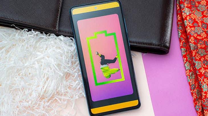 Dù là điện thoại giá rẻ nhưng vẫn sở hữu dung lượng pin trâu