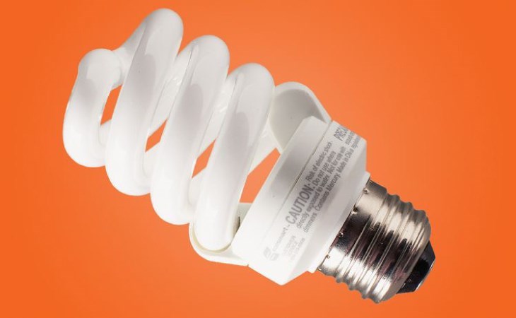 Đèn Compact có thiết kế cho ánh sáng tốt, độ bền cao