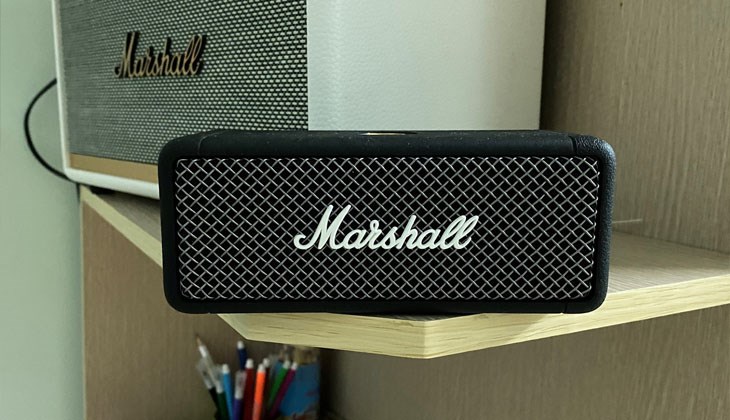 Loa được trang bị khả năng chống nước IPX7 nên bạn có thể yên tâm đem loa đến nơi ẩm ướt