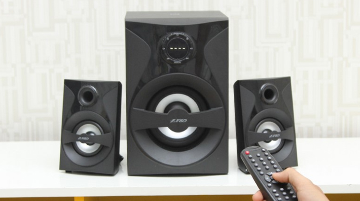 Loa Vi Tính Fenda F380X gồm 2 loa vệ tinh cùng với 1 loa siêu trầm