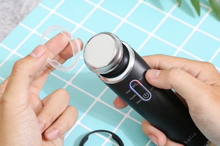Máy massage mặt Halio Ion được nhiều người tin dùng