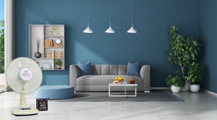 Quạt ắc quy sử dụng dây cắm trực tiếp kẹp vào nguồn điện để hoạt động