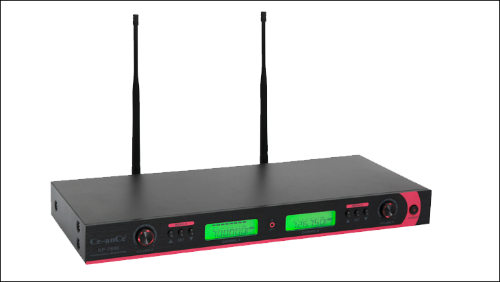Các núm volume của micro bị vặn về số 0