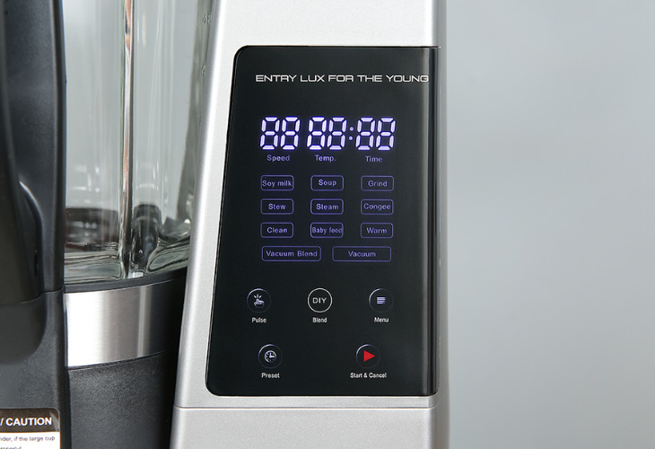 Máy làm sữa hạt hút chân không Mishio MK-307 có nhiều tính năng đi kèm