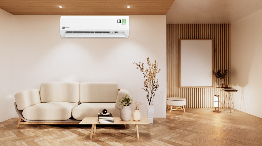 Máy lạnh Sharp Inverter 1 HP AH-XP10CMW được trang bị công nghệ Super Jet thổi luồng khí mát lan tỏa đều khắp không gian mang lại hơi lạnh tức thì