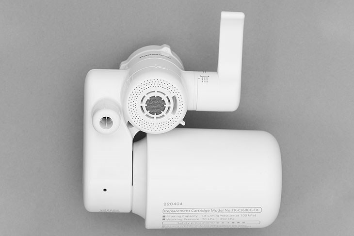 Thiết bị lọc nước tại vòi Panasonic TK-CJ300 có lưu lượng nước là 1.8 lít/phút, đảm bảo nguồn nước sạch luôn sẵn có cho gia đình sử dụng