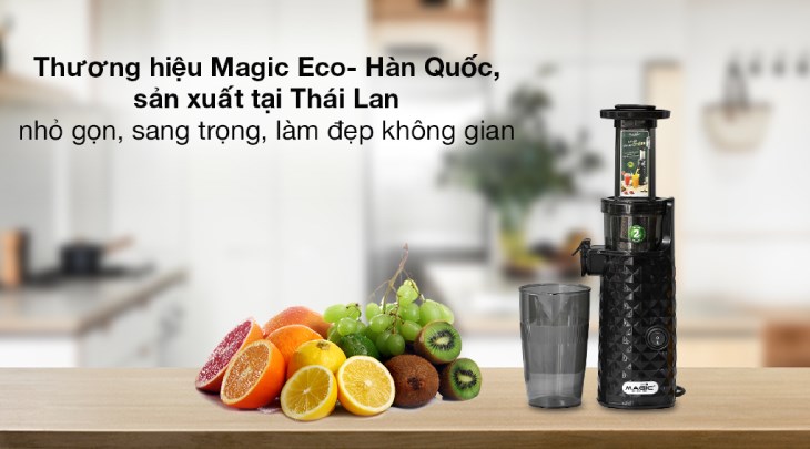 Máy ép chậm Magic Eco AC-130 được thiết kế với tông màu đen sang trọng, làm tăng nét tinh tế cho gian bếp nhà bạn