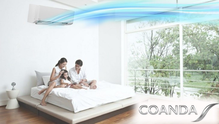 Điều hòa Daikin Inverter 2 HP FTKY50WVMV trang bị chế độ gió Coanda có hướng gió thổi lên phía trên trần nhà, giúp người dùng cảm thấy dễ chịu