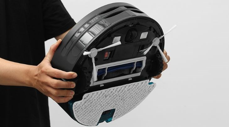 Cảm biến bánh xe giúp vệ sinh tốt sàn nhà mà không bỏ sót các khu vực cần hút bụi