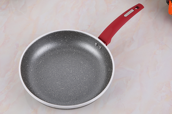 Chảo nhôm chống dính đáy từ 26 cm Kangaroo KG654M