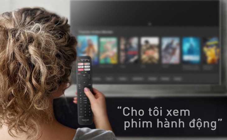 Điều khiển bằng giọng nói bằng cách nhấn chọn biểu tượng trợ lý ảo Google trên điều khiển từ xa để tìm nhanh hơn