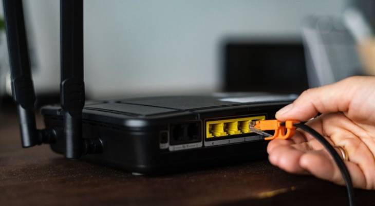 Rút dây nguồn modem và khởi động lại