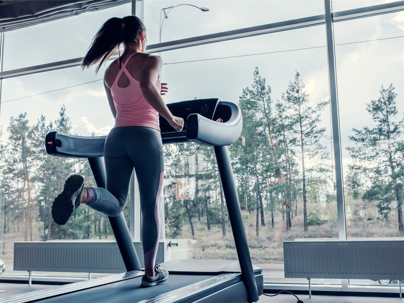 Chạy lên dốc lặp lại (Hill Repeats)