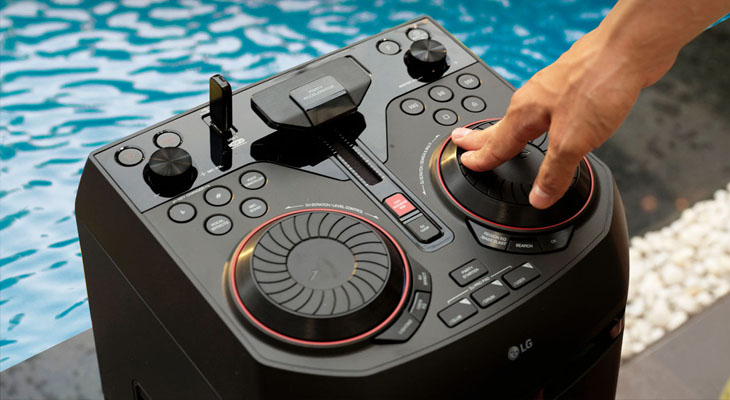 DJ Scratcher
