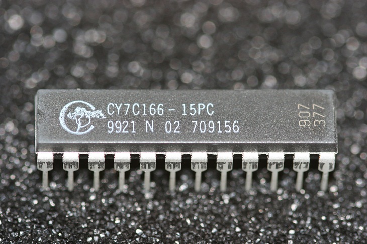 RAM tĩnh (Static RAM, viết tắt SRAM)